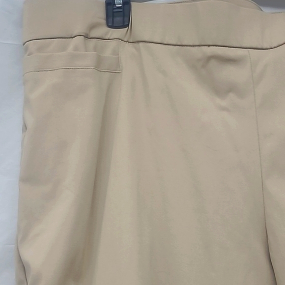 Khaki Capris Flat Elastic Waist Stretch Tummy Control Slimming Straight Leg NEW - Picture 10 of 10